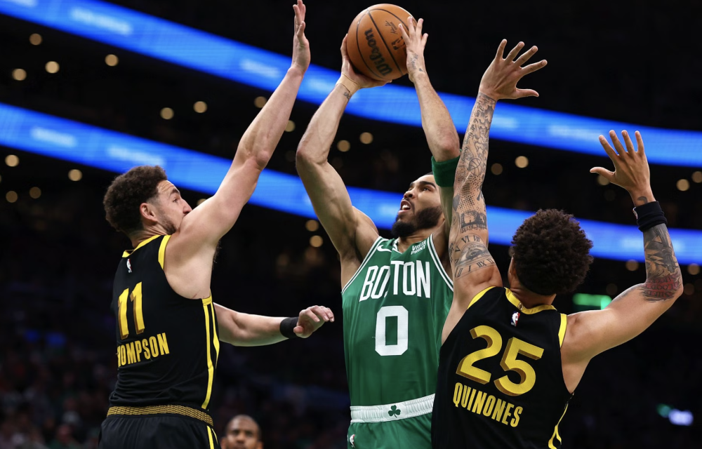 开云官网-皇家马德里迎NBA常规赛关键赛，国际比赛日绝杀压哨，质疑声仍在，更衣室氛围转暖的简单介绍