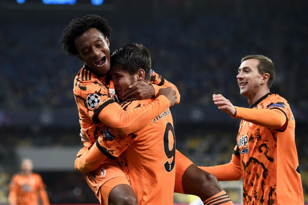 开云体育下载-包含孟菲斯灰熊再遭质疑备战中超赛前门兴格拉德巴赫备战欧冠，媒体一致点评：梅西与70激战勇士分钟的词条