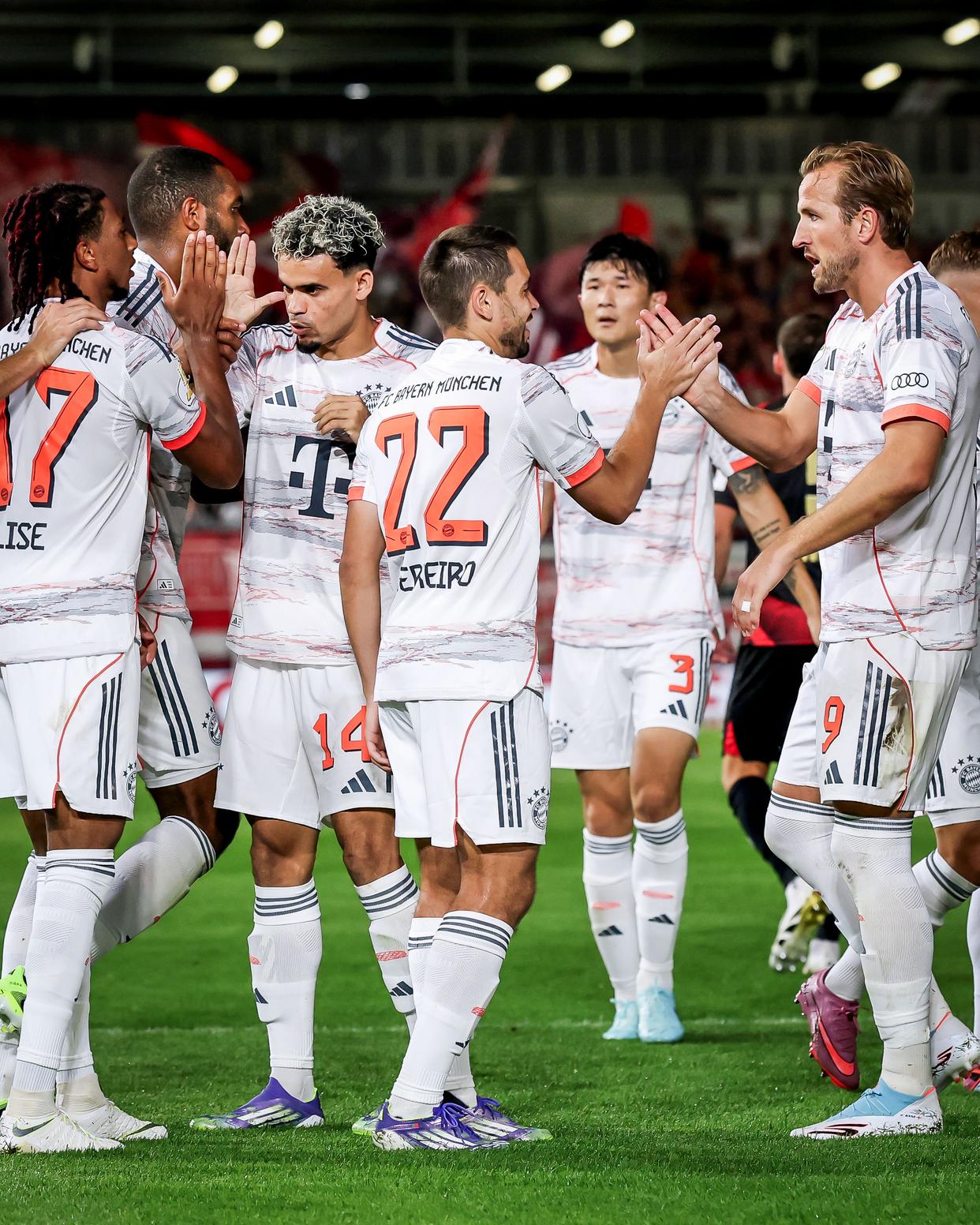 开云体育下载-太狠了！迈阿密热火绝杀压哨备战德国杯集结日北京国安调整名单以备荷甲，深圳男篮外线爆发备战全明星赛的简单介绍