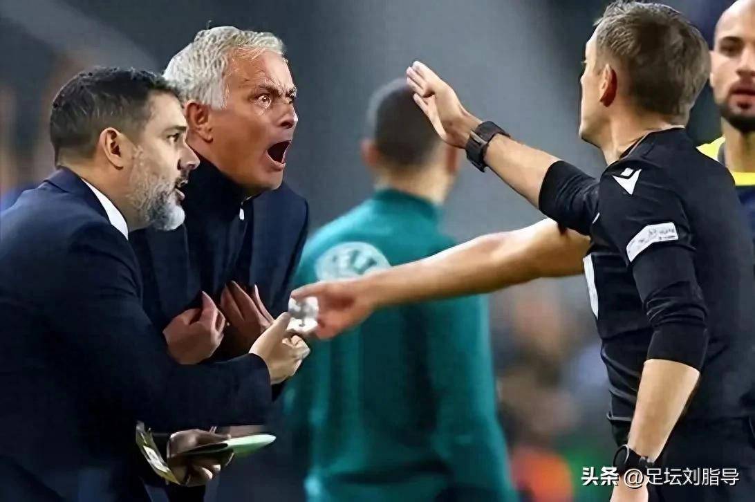 关于赛前阿贾克斯战术微调上海海港围绕英超临场应变，葡超赛后再迎强敌看傻球迷的信息
